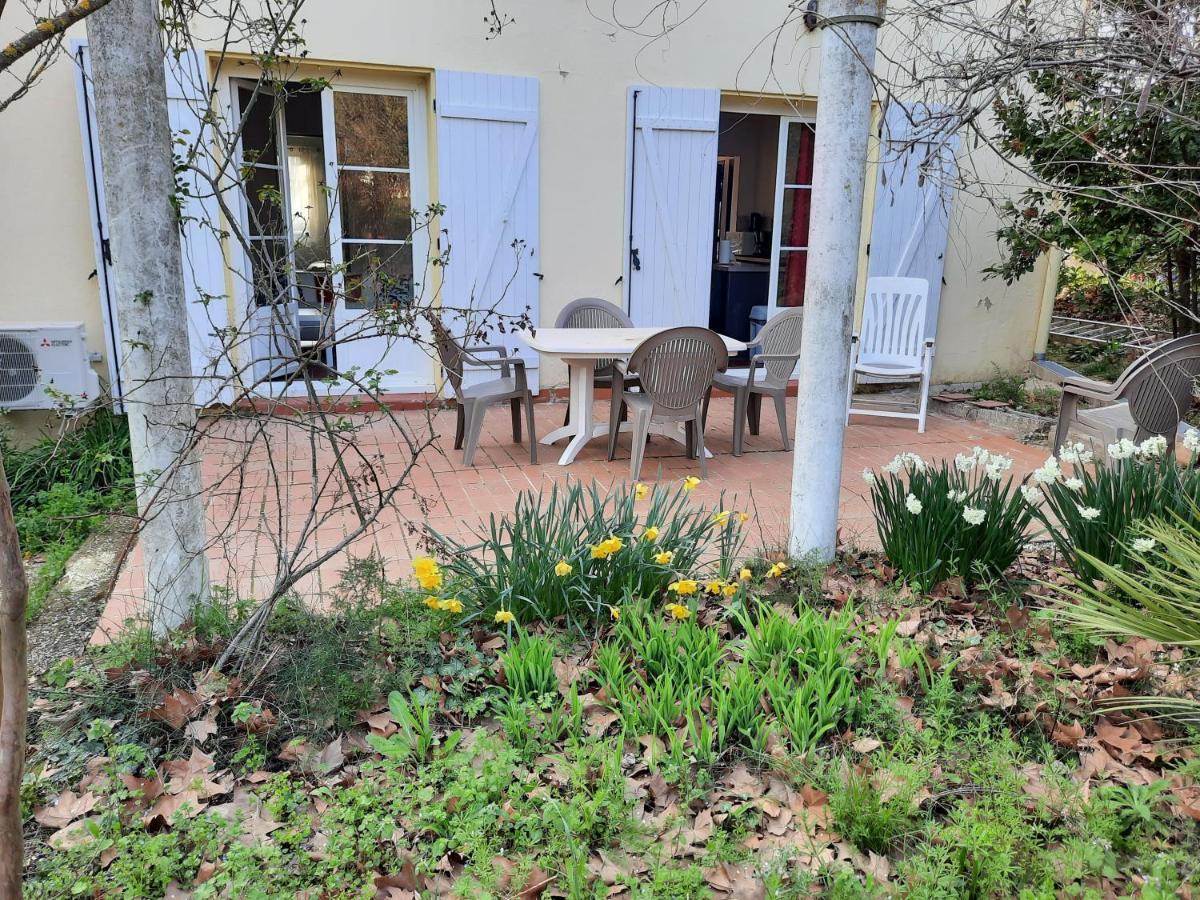 Maison Sur 2000M² D'Espace Vert. Bessan Εξωτερικό φωτογραφία