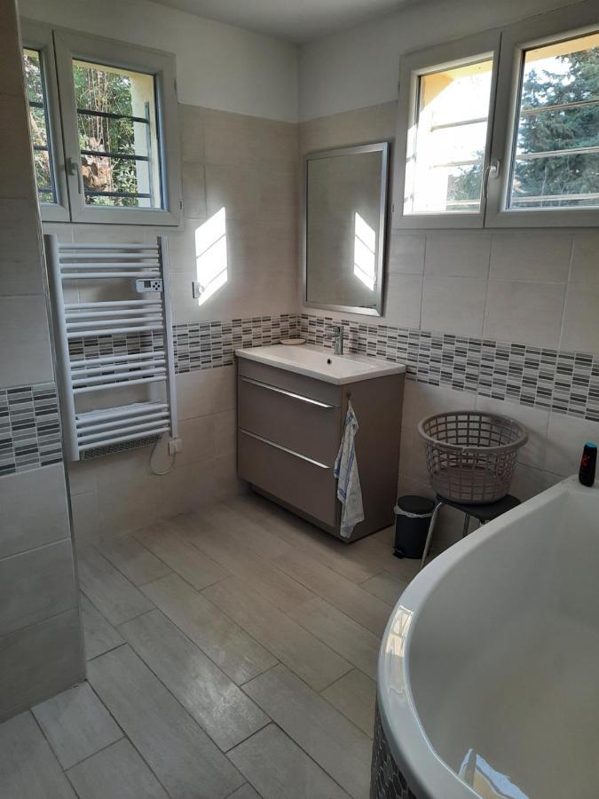 Maison Sur 2000M² D'Espace Vert. Bessan Εξωτερικό φωτογραφία